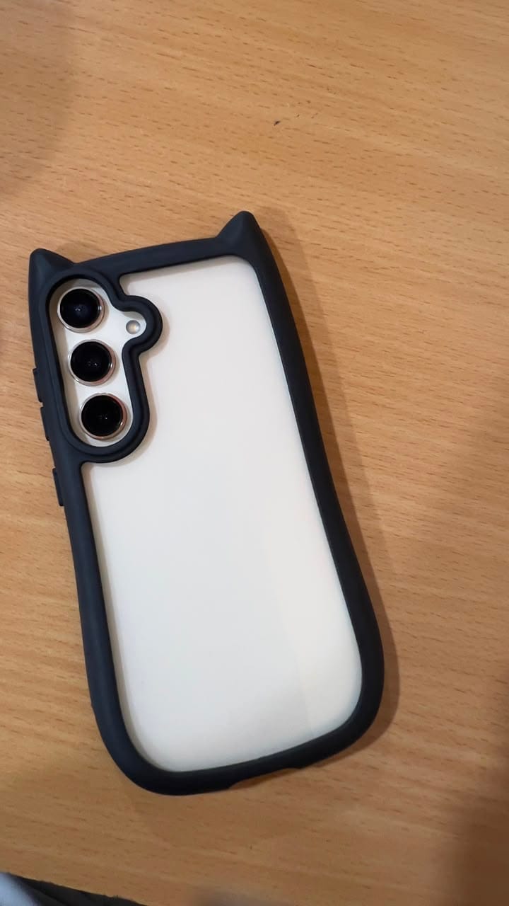 Customer photo review of Samsung Cat Ear Cute Bumper Pre-Order Transparent Clear Case