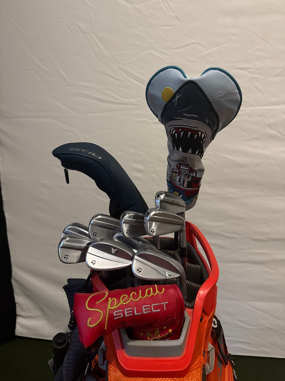Customer photo review of Jaws "Ship vs. Shark" – Driver Headcover
