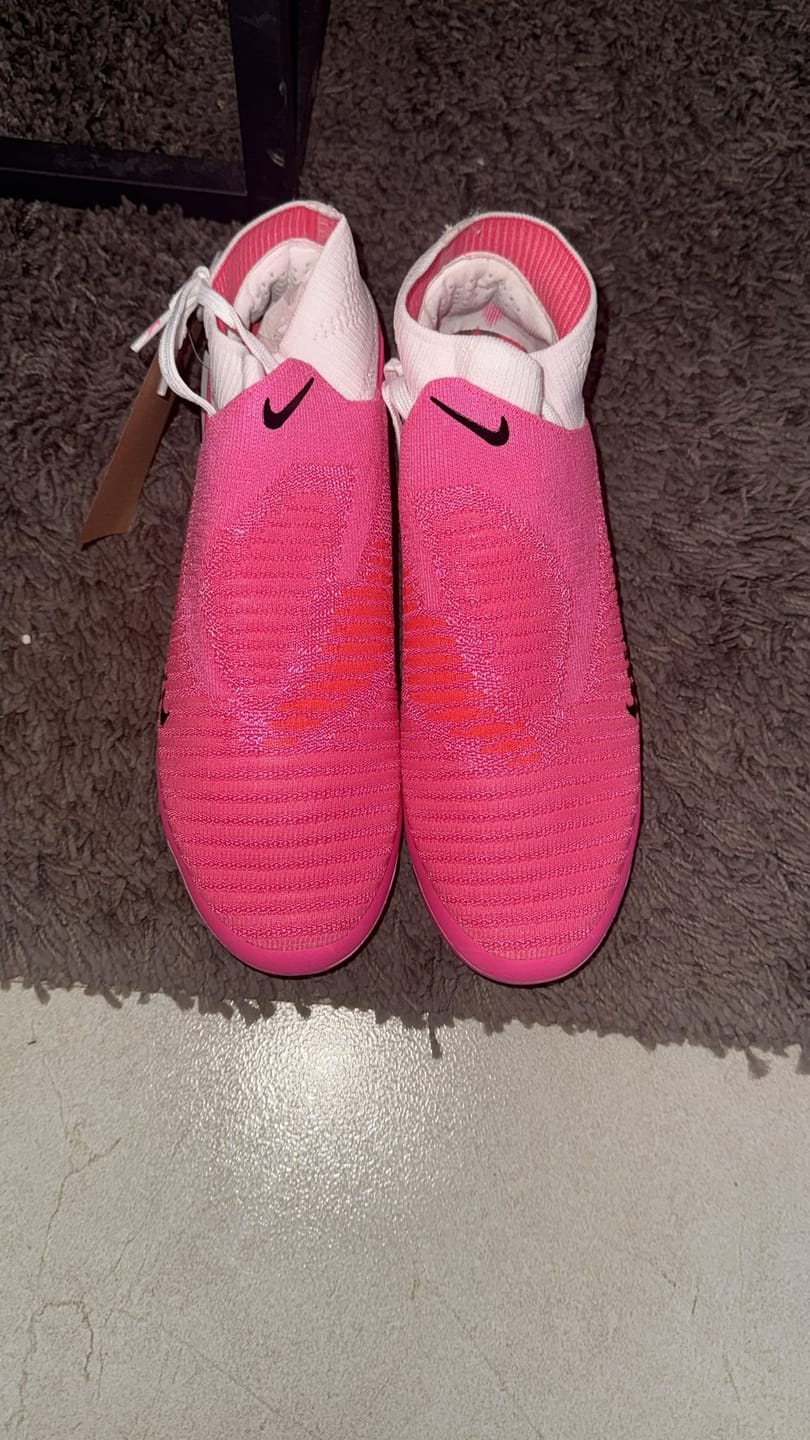 Customer photo review of NIKE PHANTOM 6 ELITE HIGH FG PINKY
