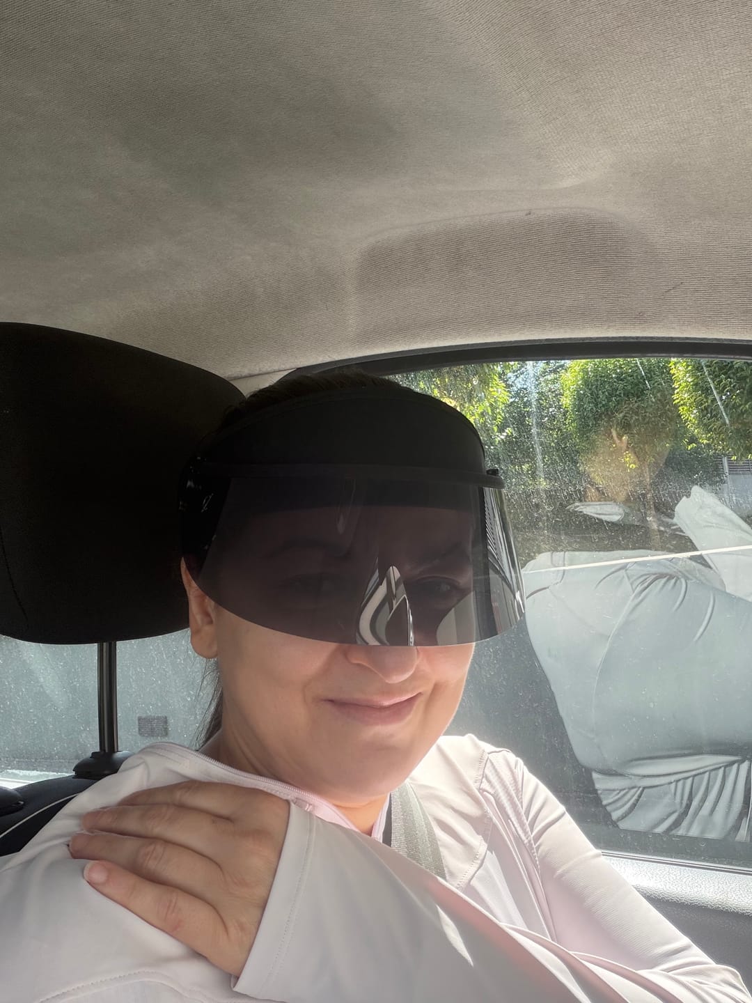 Customer photo review of Women's Relaxed-Fit Sun Protection Jacket UPF 200+ AL010
