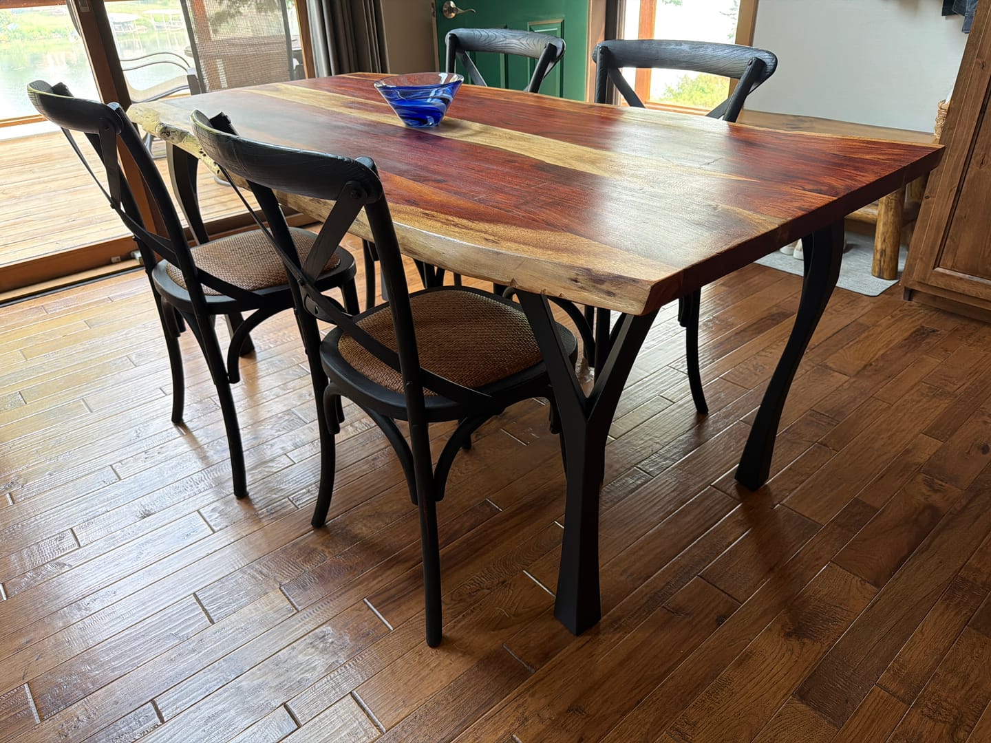 Customer photo review of Furniture Legs 506 Faras 28" H for Dining Tabletop