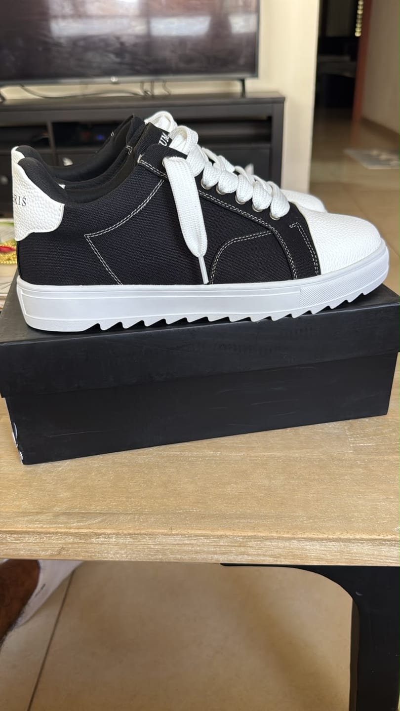 Customer photo review of NUMERIS CLASSIC | BLACK/WHITE