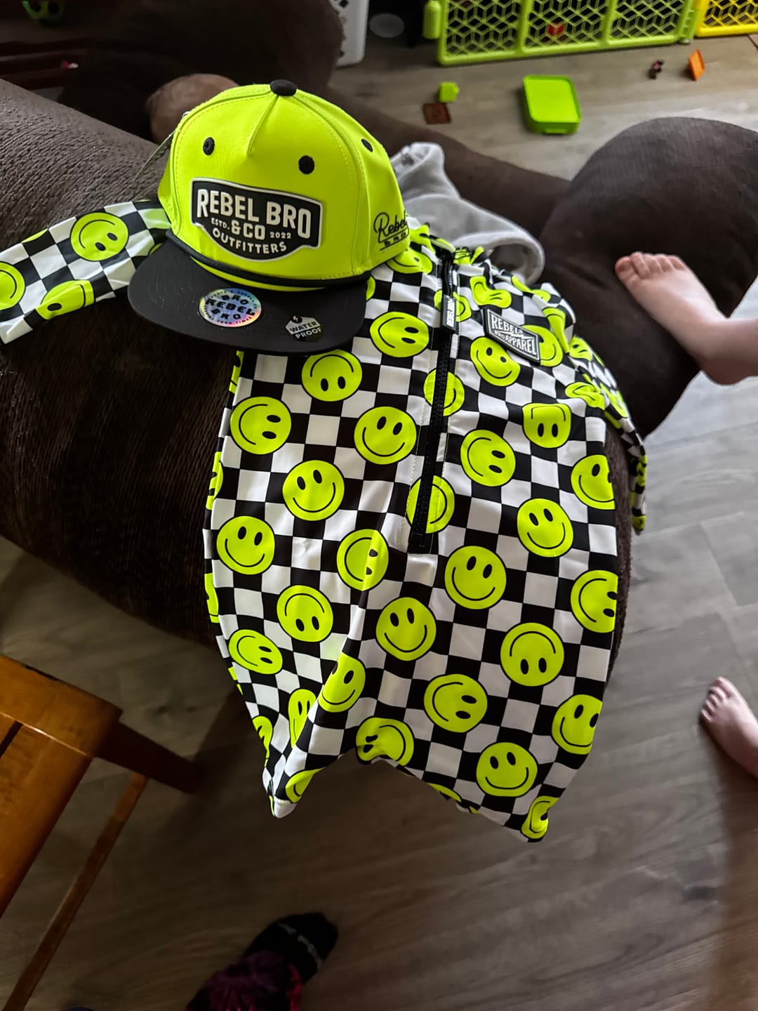 Customer photo review of Hydro Snapback in Neon Electric Lime
