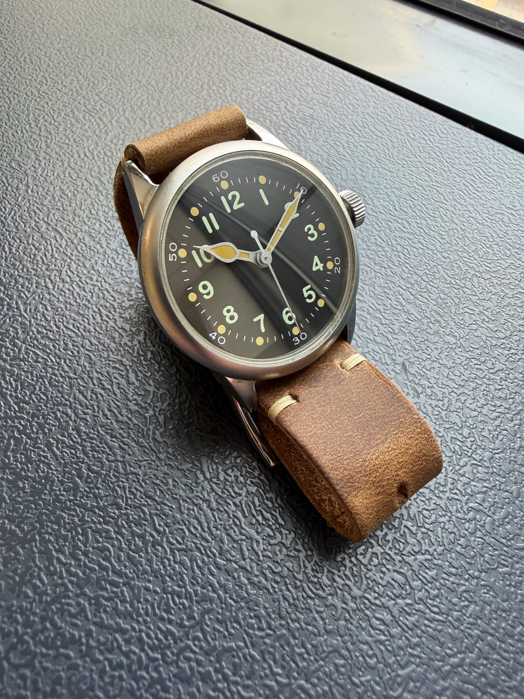 Customer photo review of Walnut Crazy Horse Leather Watch Strap, Natural Thread