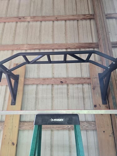 Customer photo review of Gronk Wall Mount Multi-Grip Pull up Bar