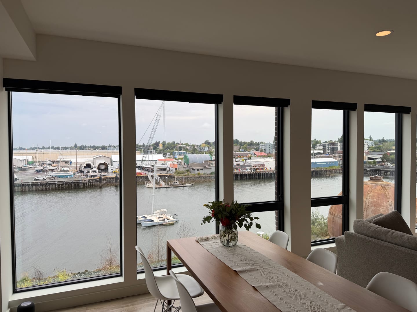 Customer photo review of SmartWings Motorized Light Filtering Roller Shades 70% Blackout Essential