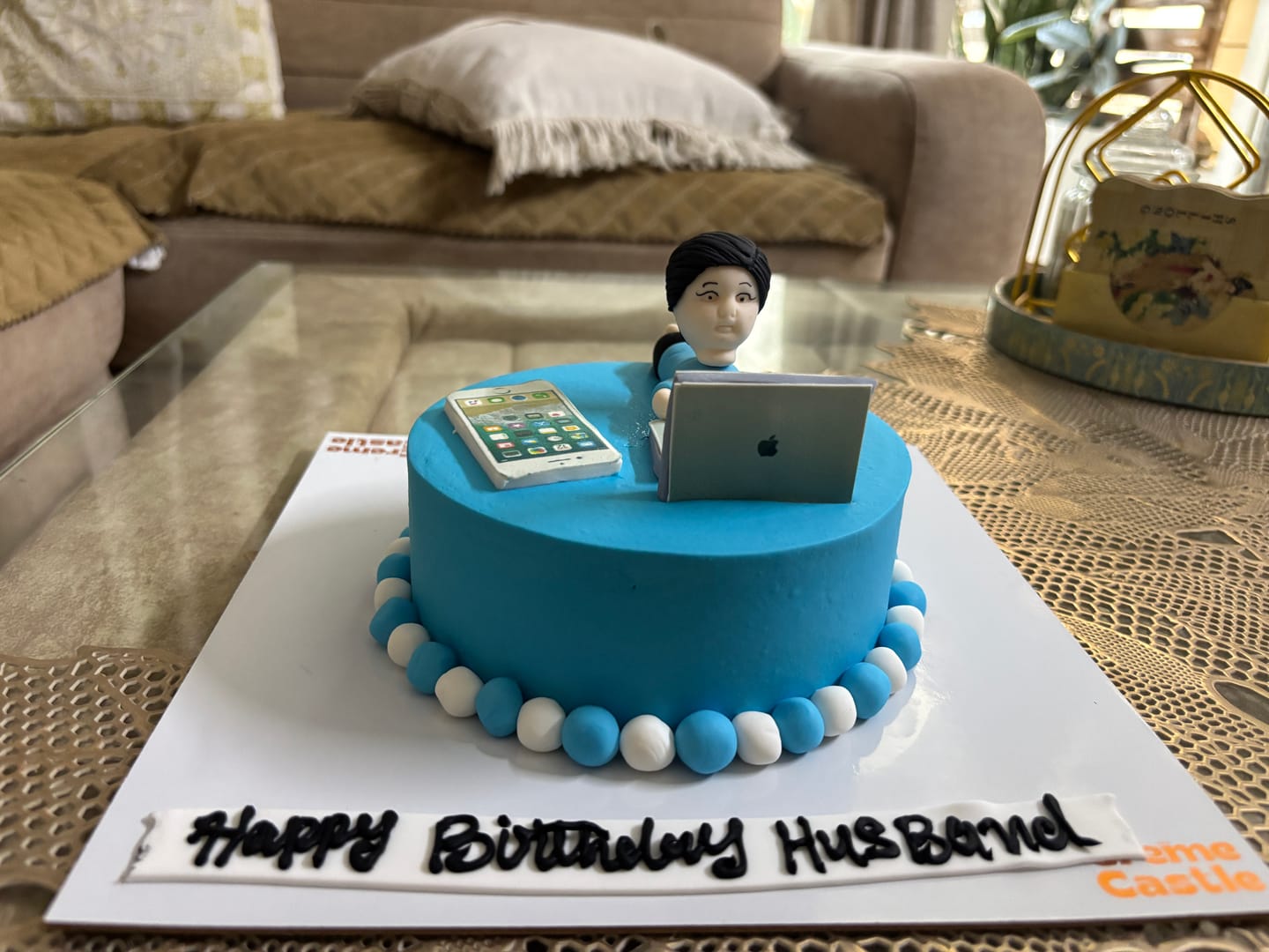 Customer photo review of Cake for a workaholic
