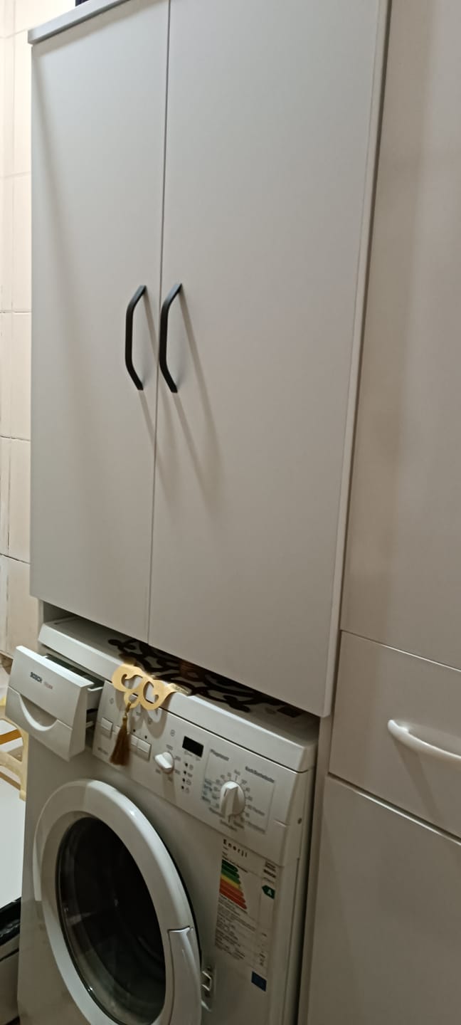 Customer photo review of Rani KD119 Çamaşır Makinesi Dolabı 2 Kapaklı 2 Raflı Banyo Dolabı Beyaz