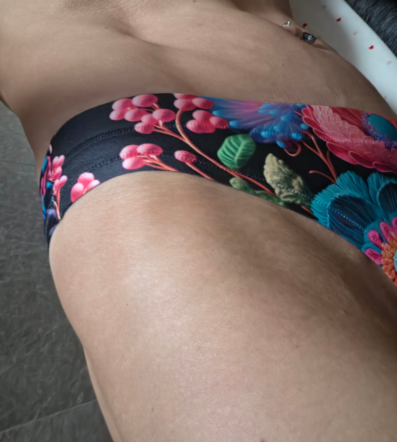 Customer photo review of String Juju