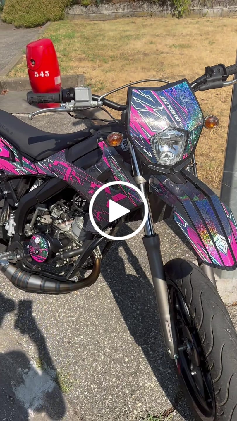 Recensione video del cliente sul kit decorativo Moto 50cc | Su misura