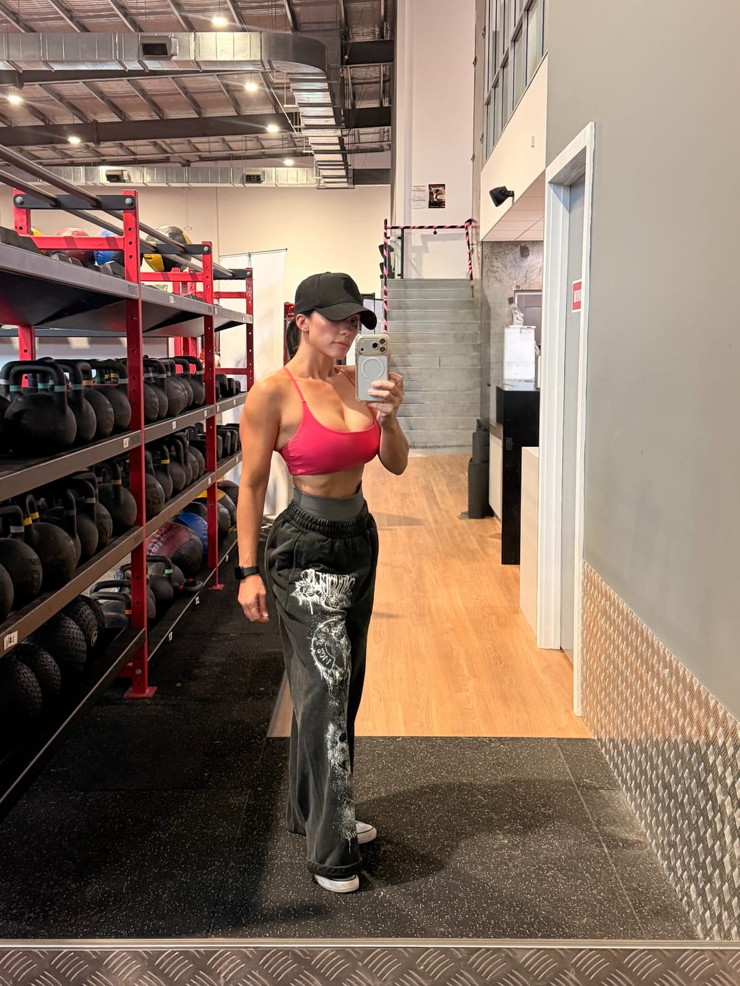 Customer photo review of 2116 - Dynasty Sweats
