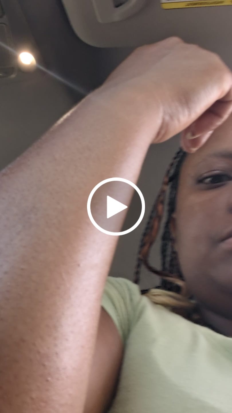 Customer video review of Island Sugar Splash Body Oil