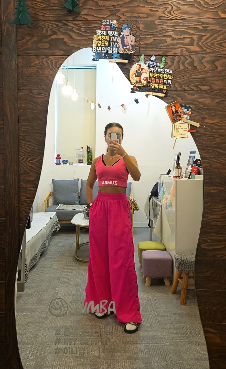 Customer photo review of Color Spree Z-Lift Racerback Scoop Neck Bra