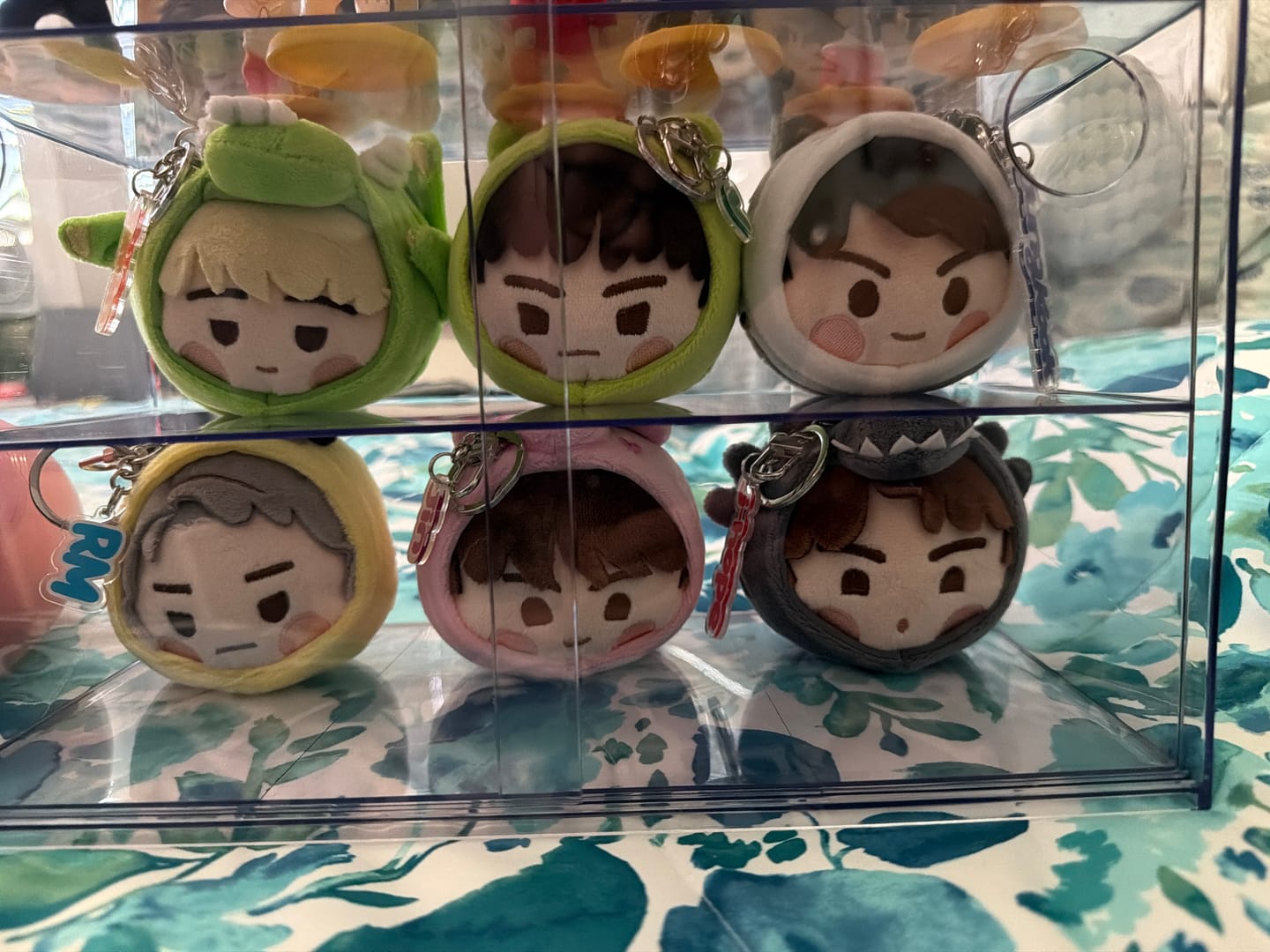Customer photo review of BTS - 2025 BTS FESTA OFFICIAL MD BTS ISLAND: IN THE SEOM FACE KEYRING
