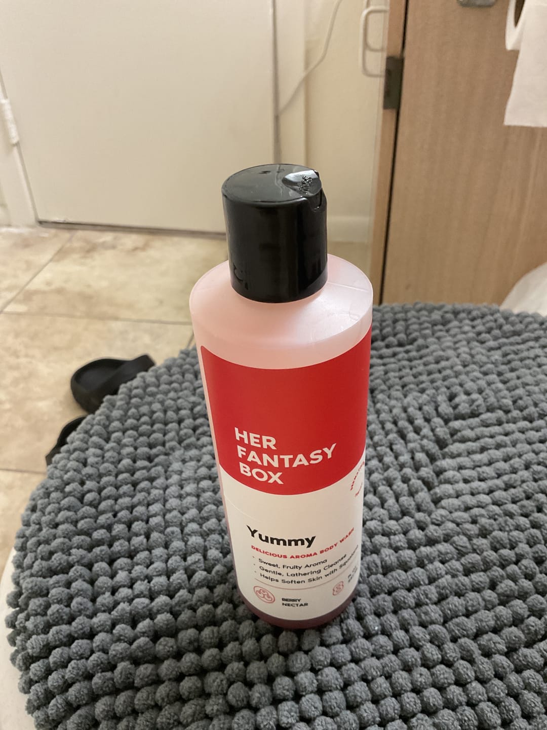 Customer photo review of Yummy Vegan Feminine Shower Gel - 3 pk