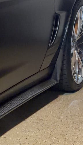 Customer photo review of 2005-13 Corvette C6 Z06 ZR1 Extended DRY CARBON FIBER Rear Splash Guard Mud Flaps