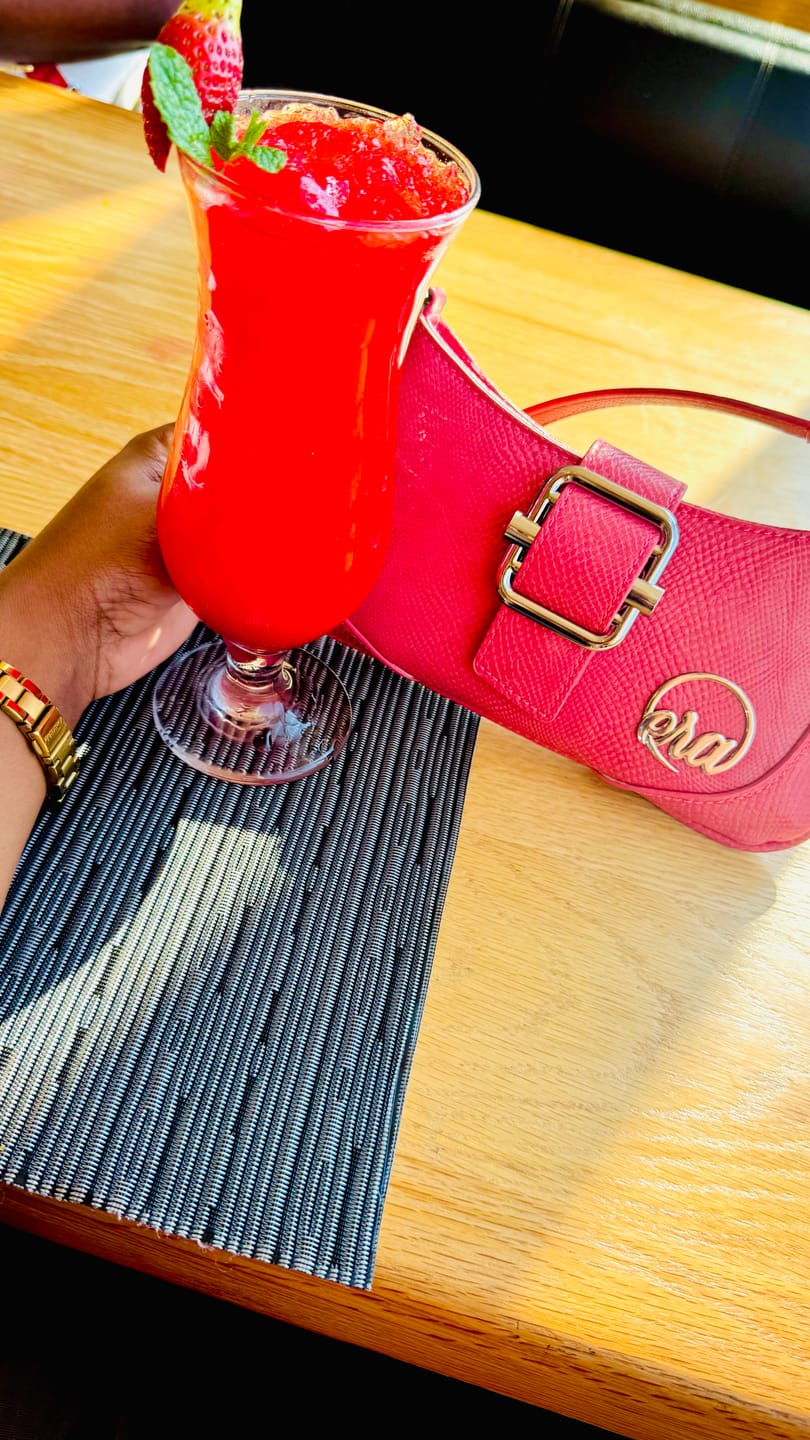 Customer photo review of Pink Lily Shoulder Bag