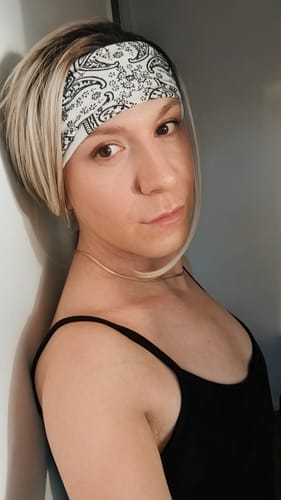 Customer photo review of JBextension 1 Pieces Beige Wig Cap, Wig Caps for Women Lace Front Wig Stocking Caps for Wigs Nude Wig Cap Beige Wig Cap 1 Pcs
