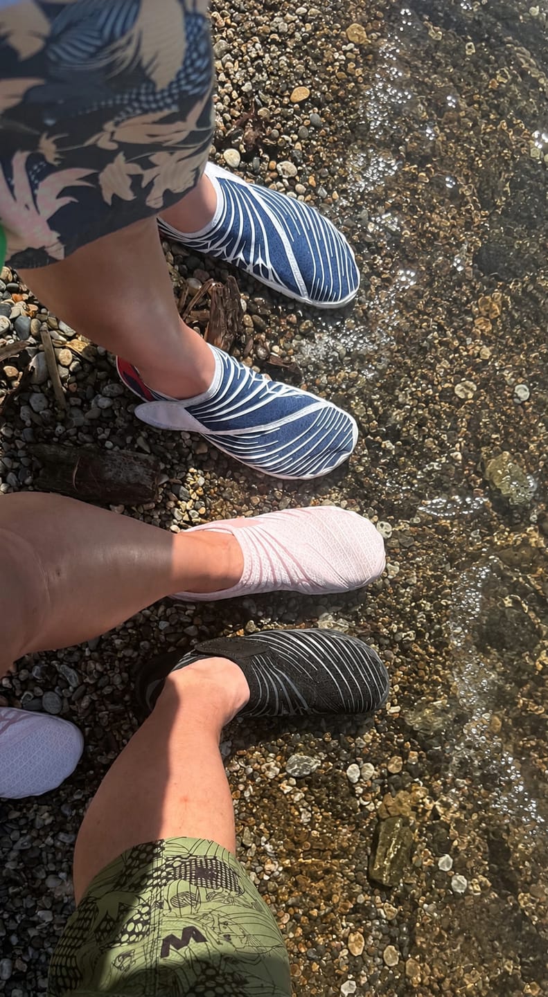 Customer photo review of Solyn-Black Void-BOGO