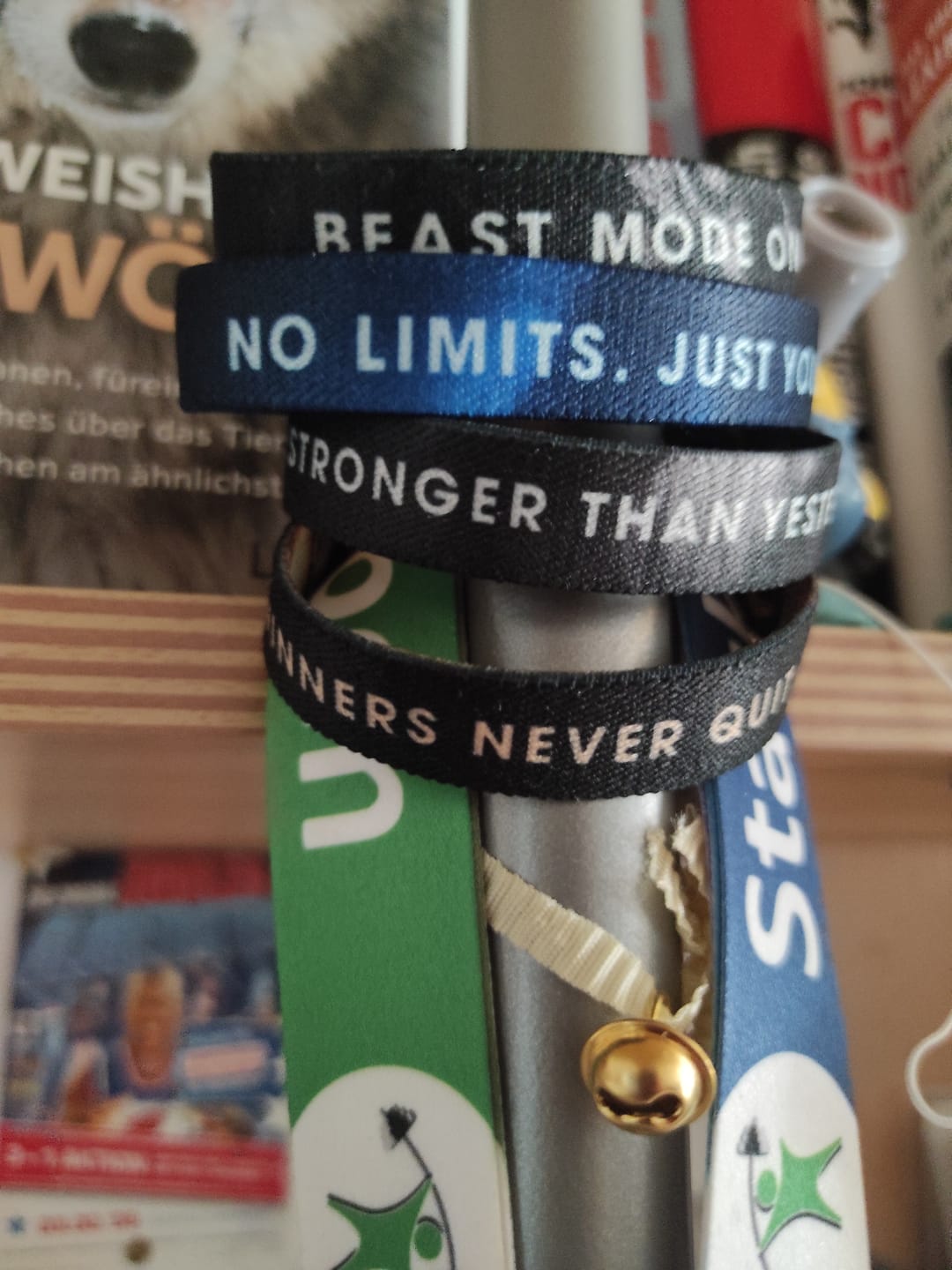 Customer photo review of Winners Never Quit - Elastisches Armband