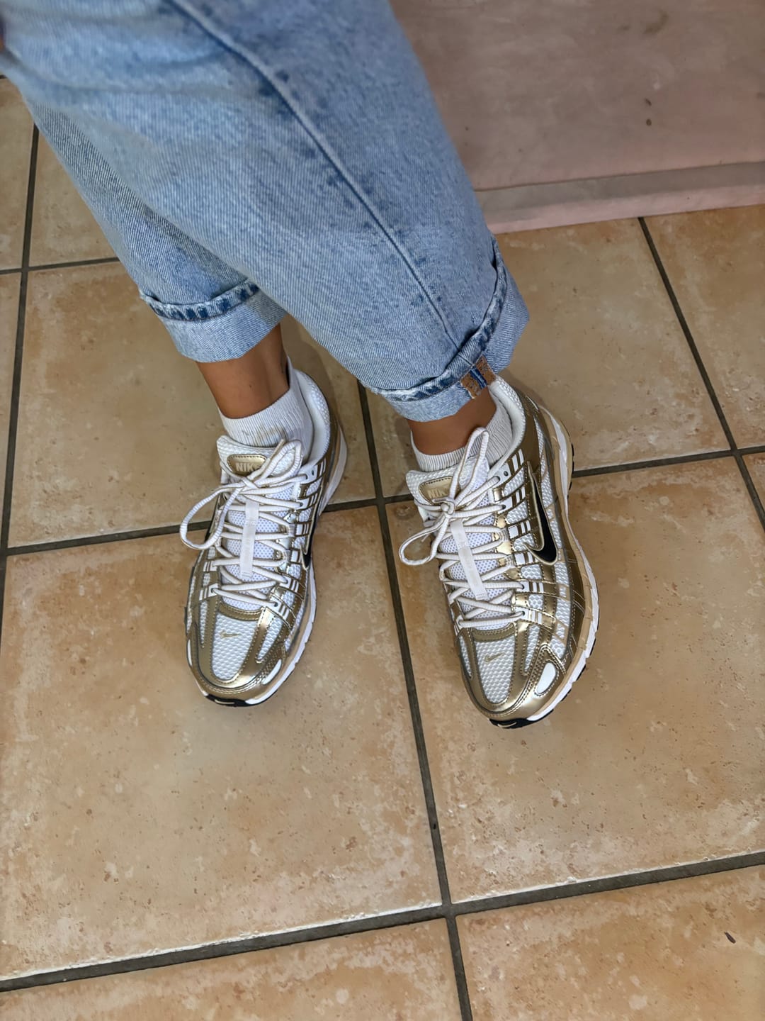 Customer photo review of Nike P-6000 "Metallic Gold" (Women's)