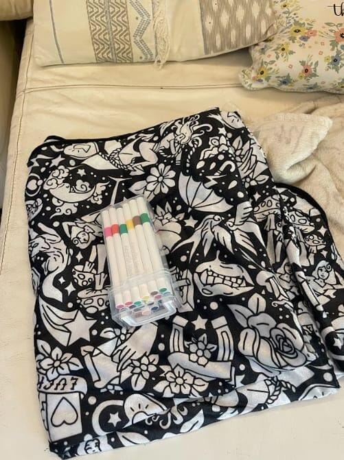 Customer photo review of DIY Drawing Blanket with 24 Colors Markers, Doodle Your Own Blankets, Customizable Washable Paint & Play Blankets for Adults