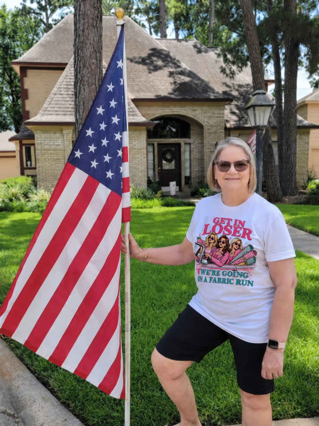Customer photo review of The Seamstress Tarot Card Colorful T-shirt