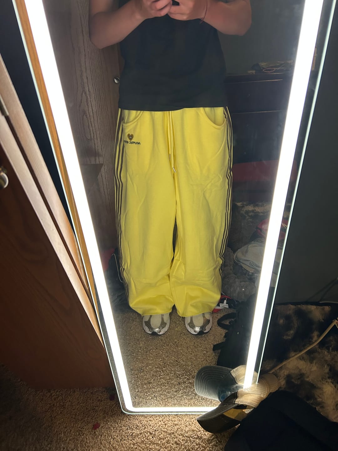 Customer photo review of Aelfric Eden Double Waist Baggy Sweatpants