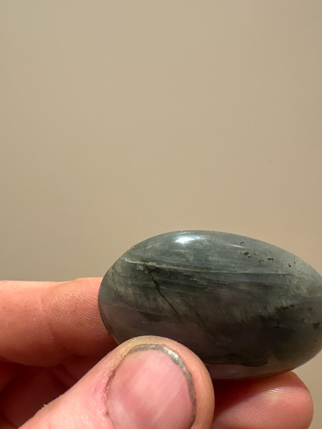 Customer photo review of Galet labradorite
