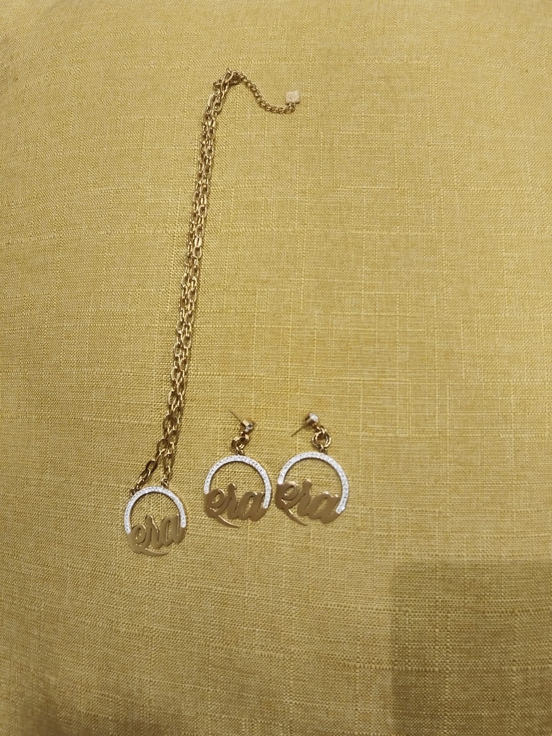 Customer photo review of Gold Muse Necklace