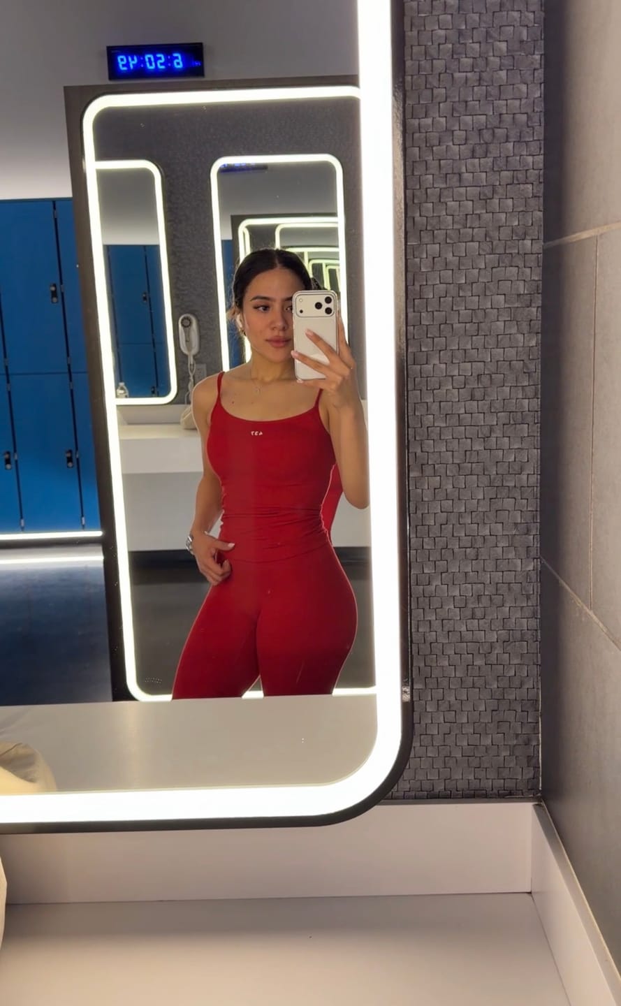 Customer photo review of The Micro Capri Scarlet