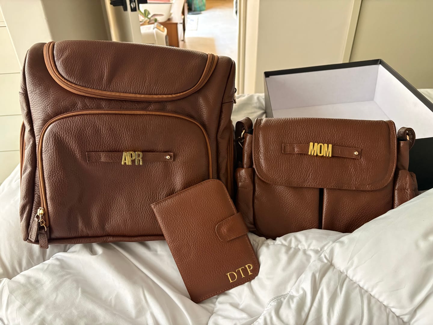 Customer photo review of KIT NUNUT BACKPACK LETTERS