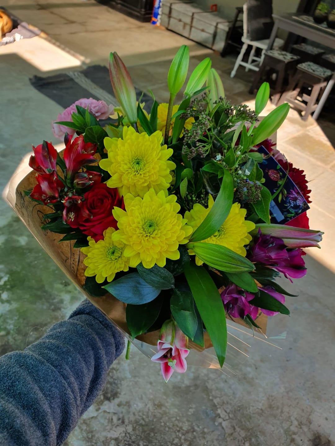 Customer photo review of Florist Surprise Bunch - Fresh Flower Bunch Made From Beautiful, Fresh And Seasonal Flowers.