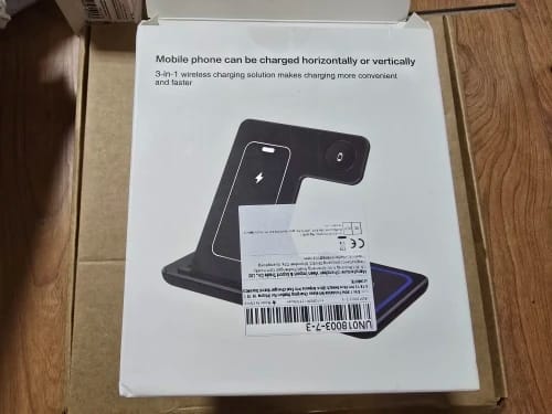 Customer photo review of Foldable Phone Wireless Charger