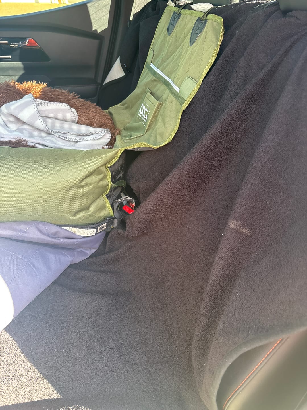 Customer photo review of VOSTA HydroShield™ Waterproof Rear Seat Cover