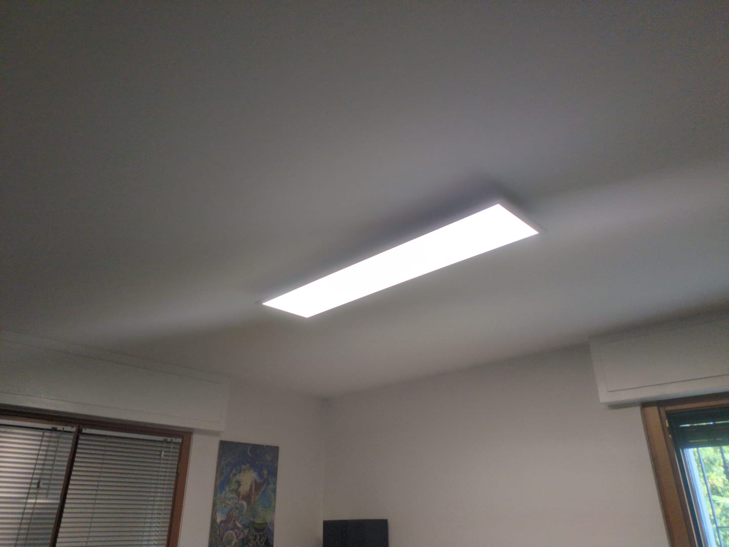 Customer photo review of OSRAM Matter SMART+ PLANON PLUS LED Panel, 3000-6500K, 1200mm x 300mm, Google und Alexa Voice Control, Tunable White