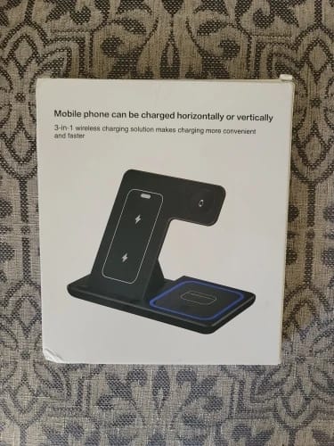 Customer photo review of Foldable Phone Wireless Charger