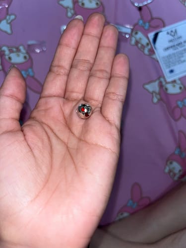 Customer photo review of Charm Seguro Cereza