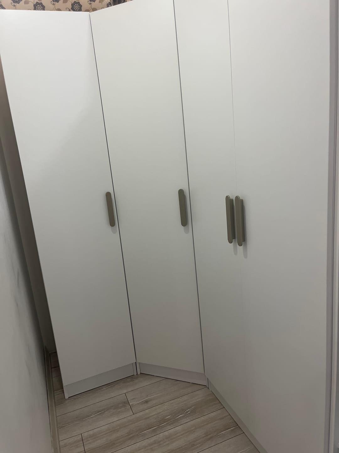 Customer photo review of Rani BA162 Gardırop Tek Kapaklı 5 Raflı Elbise Dolabı Beyaz