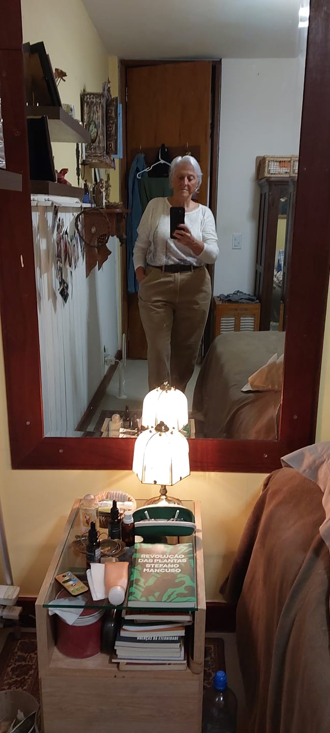 Customer photo review of Calça Jeans Slouchy Cacau Marrom Claro