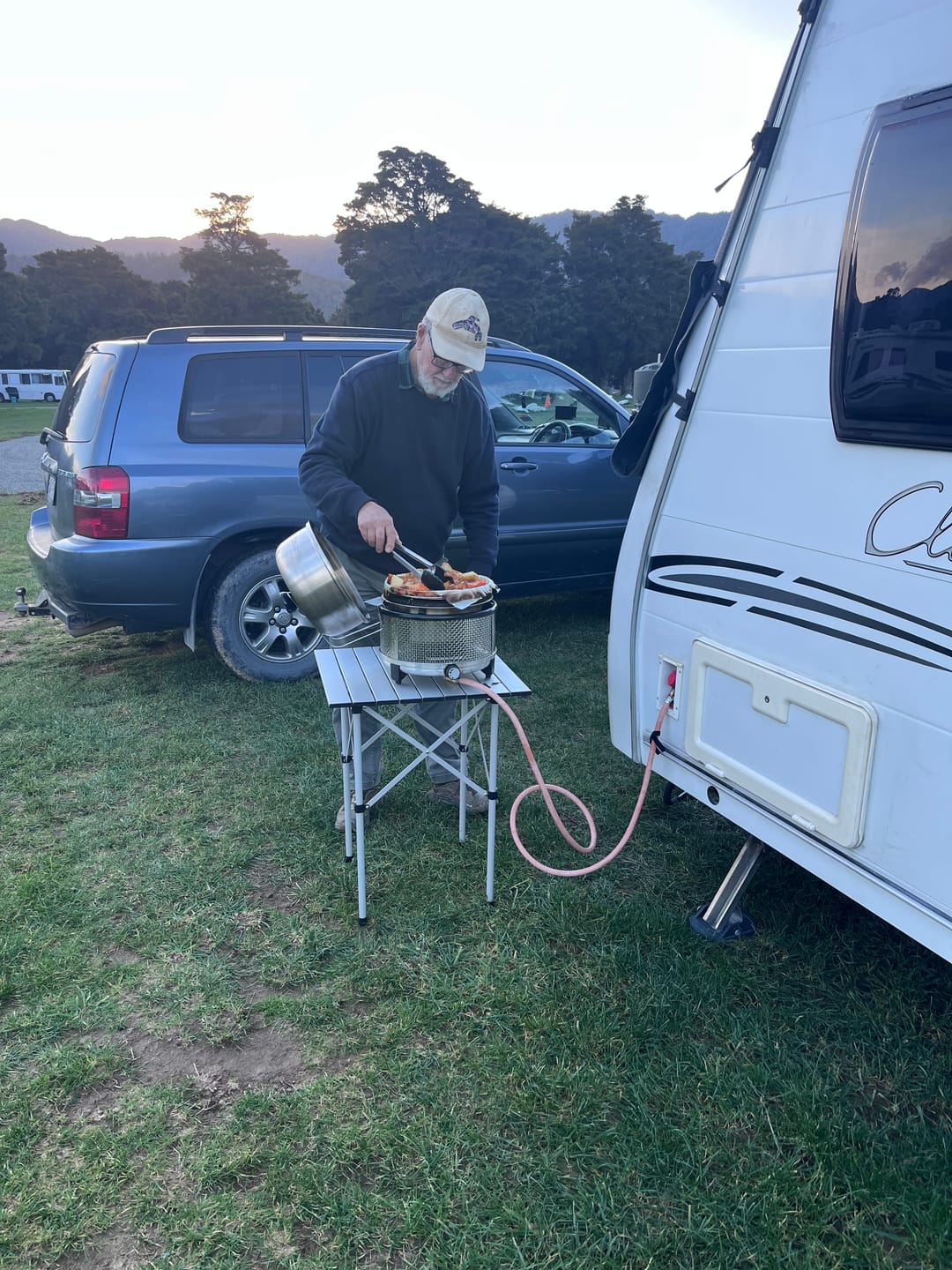 Customer photo review of COBB Lid Holder