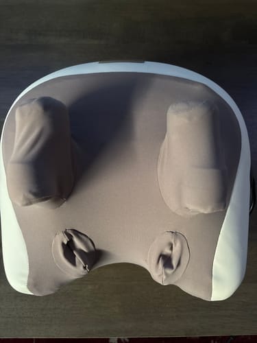 Customer photo review of HizooRelief™ Clinical-Grade Decompression Massager SCM
