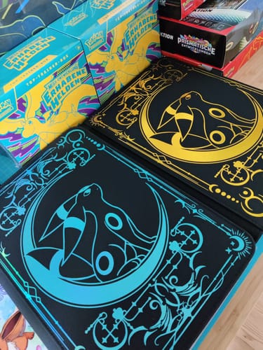 Customer photo review of Lunar Shadow Shiny 9-Pocket Trading Card Binder