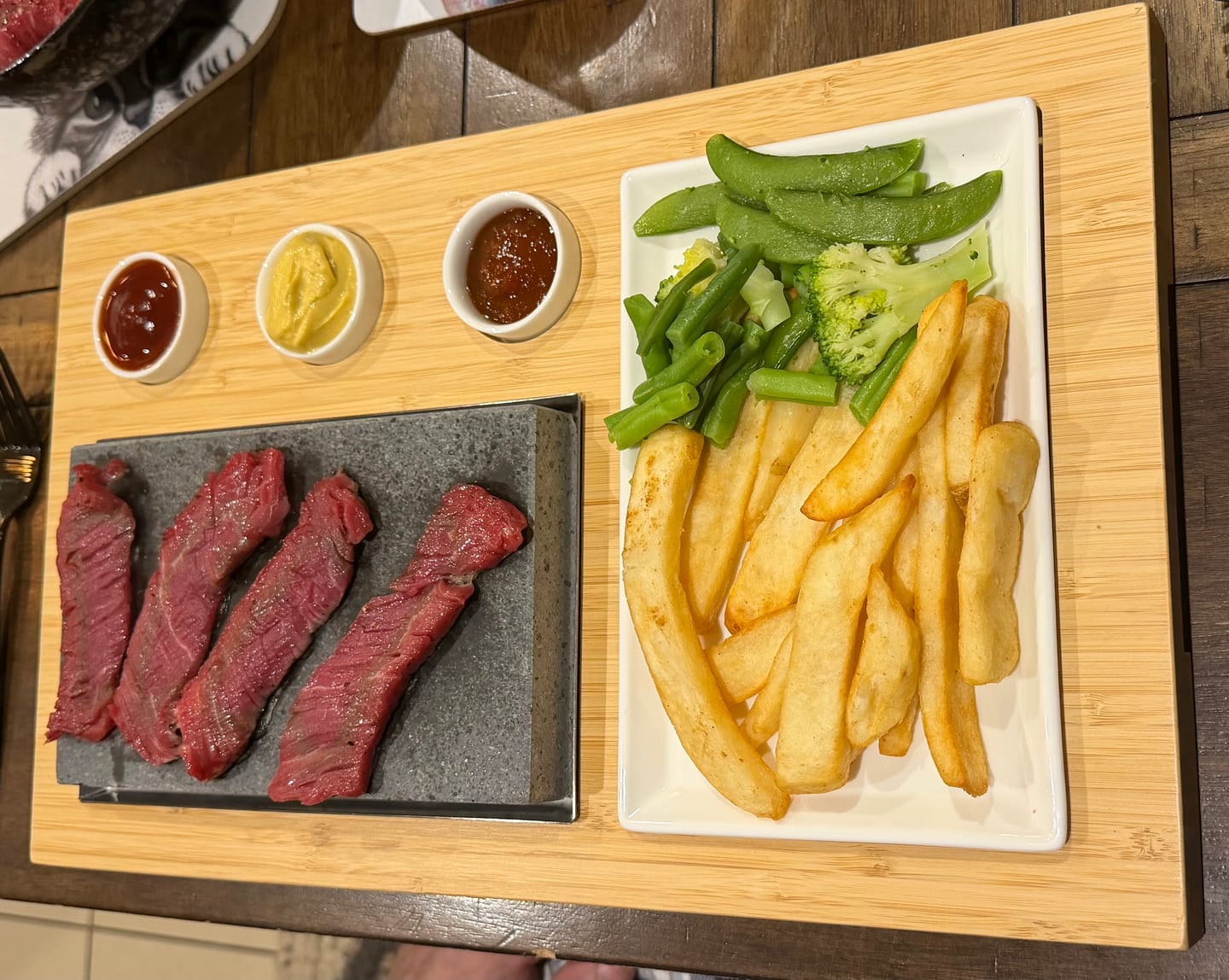 Customer photo review of SIZZLING STEAK SET (SS001) – BUY 4 SETS AND GLOVES