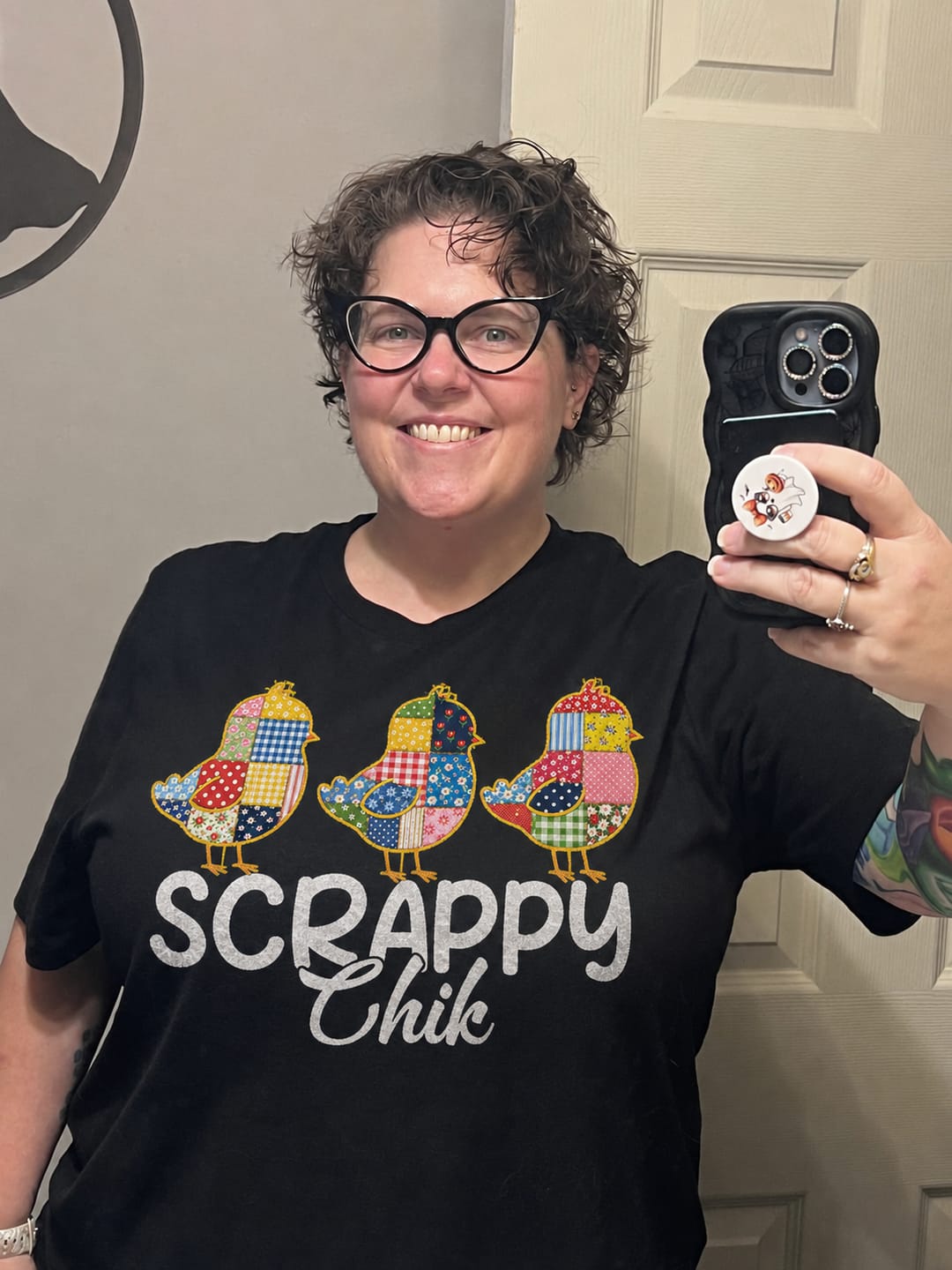 Customer photo review of Vintage Sunflower Trio Quilt T-Shirt | Three Patchwork Sunflowers Retro Quilt Quilter Tee