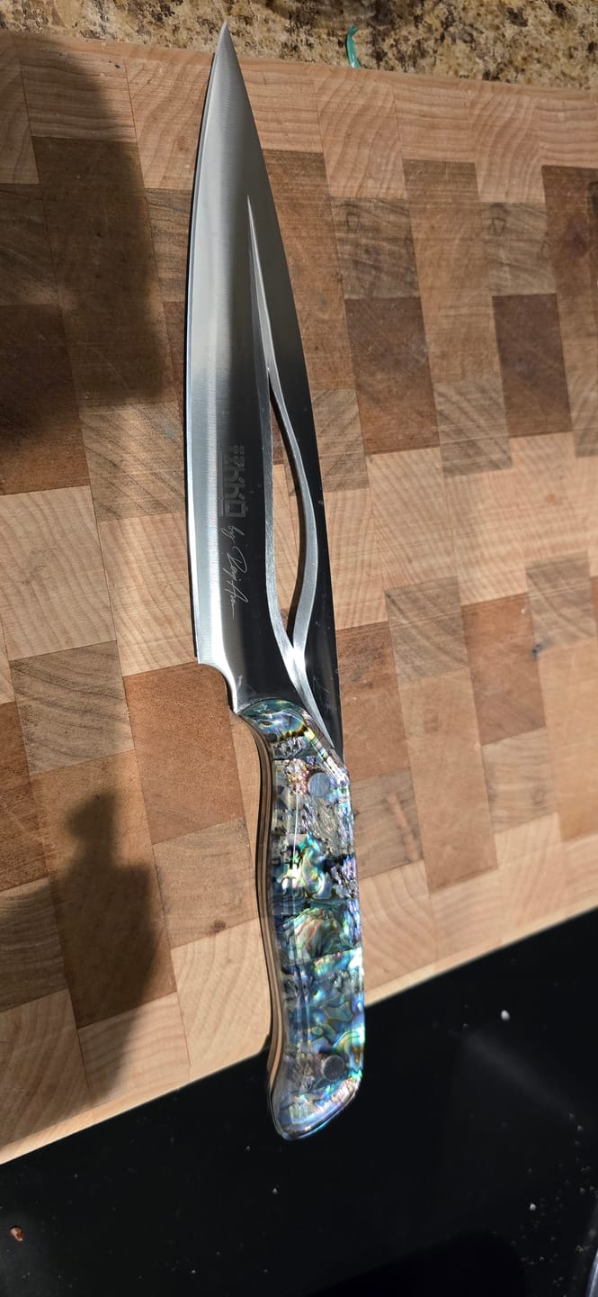 Customer photo review of The Pearl Eye Edition – Signature Knife by JIKKO®