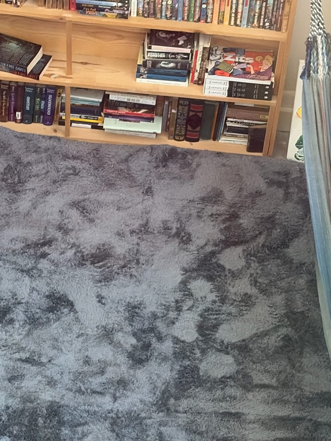 Customer photo review of Deluxe Shaggy Relax Mat - 1.4" Thick Foam Base