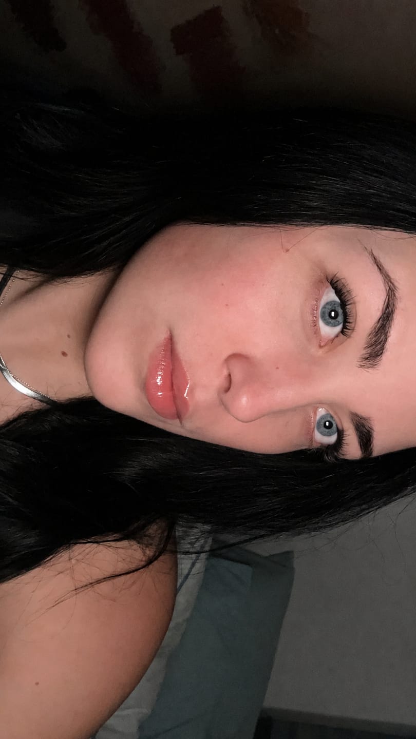 Customer photo review of Flora Lash Kit