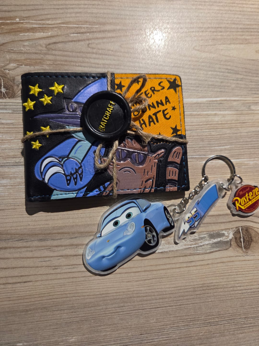 Customer photo review of Regular Show Cüzdan