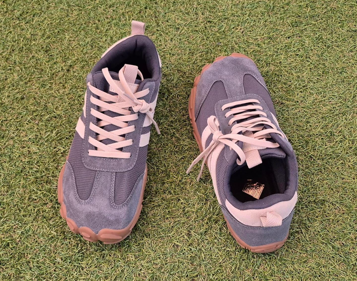 Customer photo review of Wanderlite | Lichtgewicht Barefoot Schoenen voor Onderweg (Unisex)